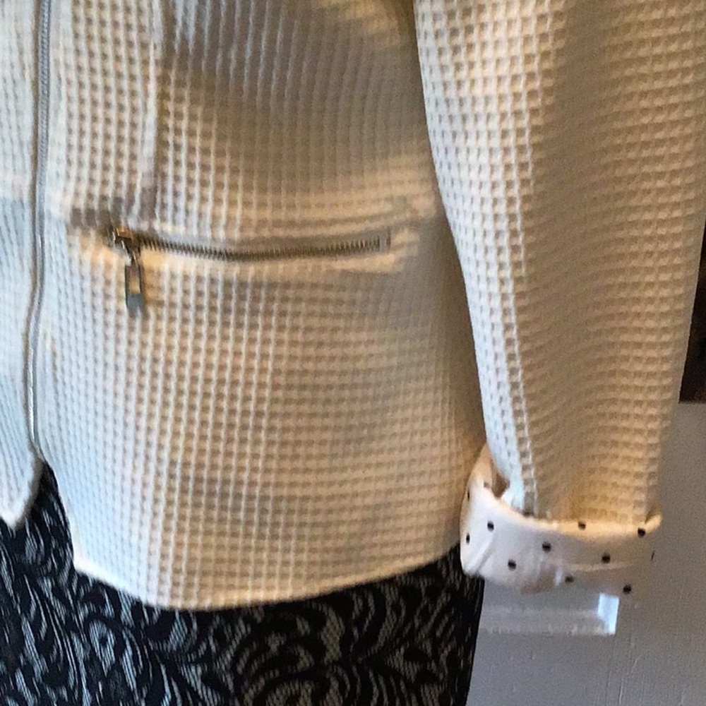 Chico’s Jacket - Picture 2 of 7